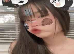Cao Thị Thủy Vy nghịch lồn ra đầy nước
