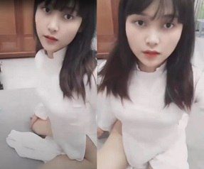 em sinh viên tạo dáng dâm đãng gạ tình