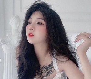 Phương Min thân hình nóng bỏng thịt nhau cùng bạn trai