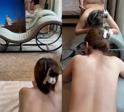 Bạn trai sung sướng khi được chiều chuộng