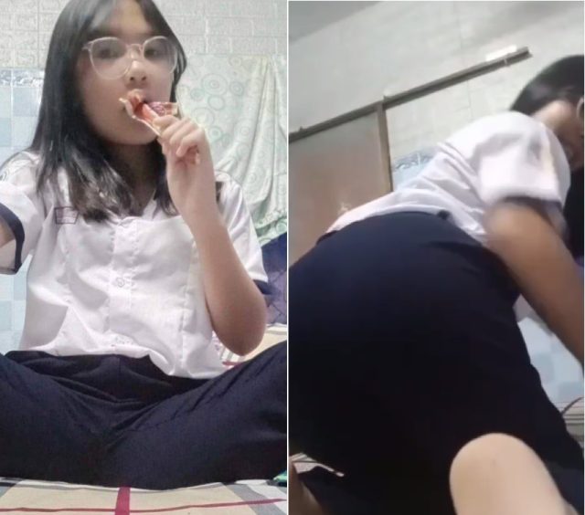 Nữ sinh thèm chịch nhưng mãi mới gạ được bạn